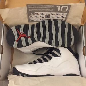Air Jordan 10 Retro Size 9 Mint Condition